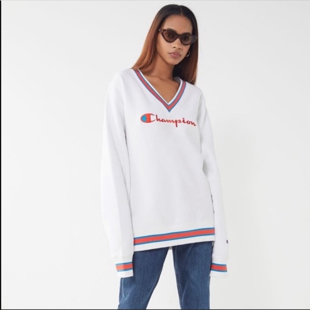 Retro / Vintage UO Champion V Sweatshirt